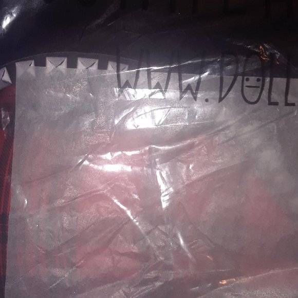 TEMPTING DANGER CORSET GRAPHIC TEE - Picture 4 of 4